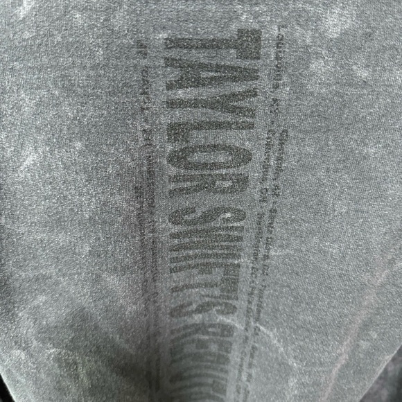 Taylor Swift Reputation Stadium Tour Crewneck Sweatshirt Concert Merch Small - Picture 3 of 6